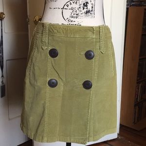 EUC Jones Wear Jeans olive green corduroy skirt